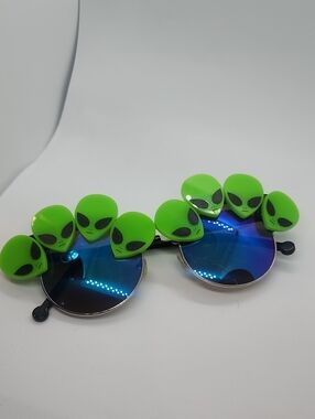 GASOLINE GLAMOUR FORBIDDEN MARTIAN ACID COCO GLASSES 👽🛸🚀
